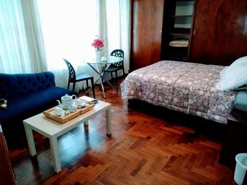 Hostal Residencial Belle Maison