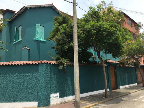 Hostal La Casona Azul