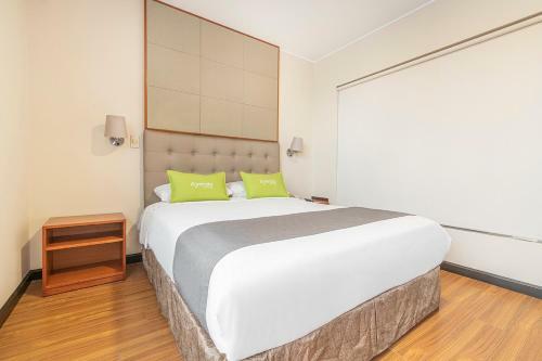 Hotel Ayenda Candamo