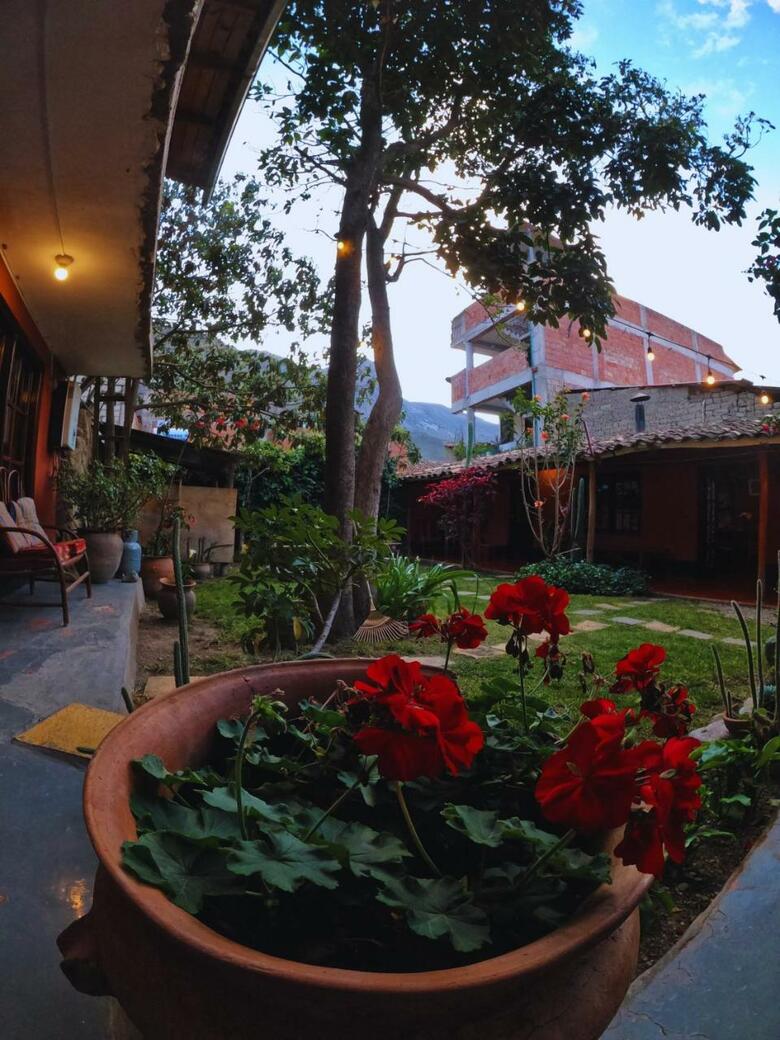 B&B Sun Gate