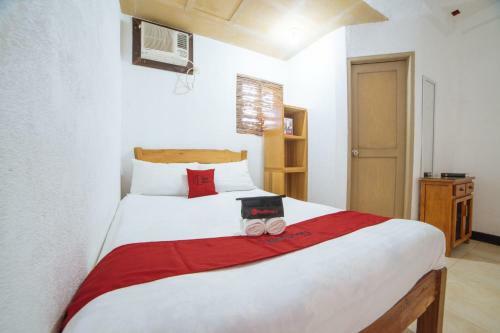 Hotel Reddoorz @ Sabang Beach Baler