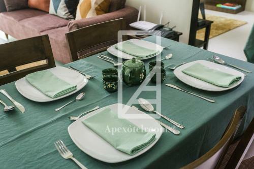 Amazing Apartment Posh Ayala Best Secure Spacious