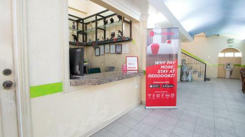 Hotel Reddoorz @ Solemar Pansol Calamba