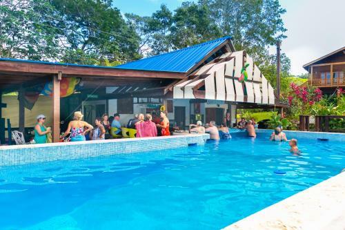 Hostal Guava Grove