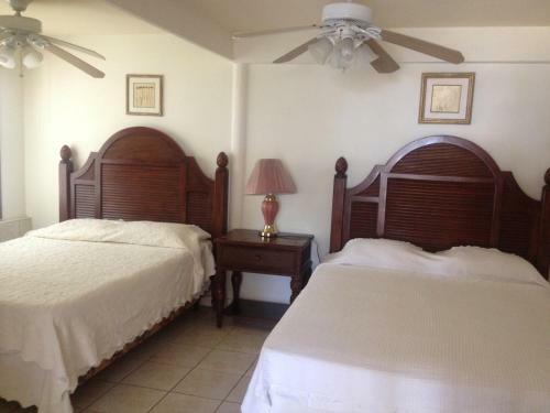 Hotel Fosters West Bay Resort