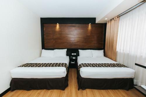 Hotel Sun City Suites
