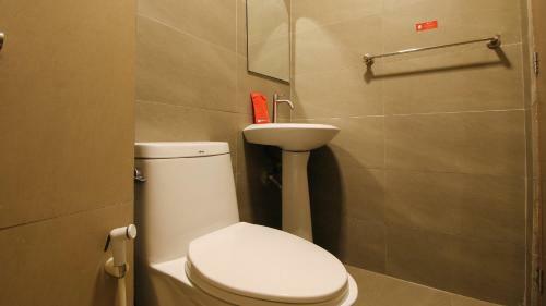 Hotel Reddoorz Plus @ San Marcelino Malate
