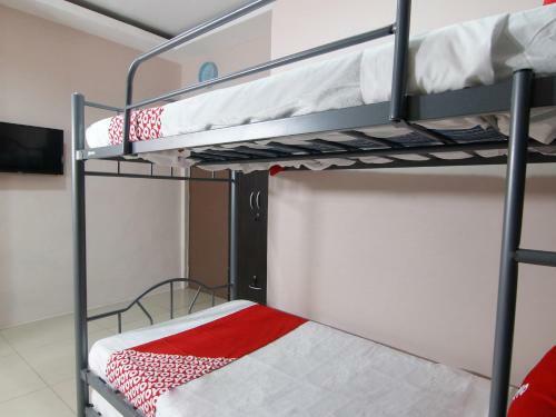 Hotel Oyo 766 Ichehan Apartments