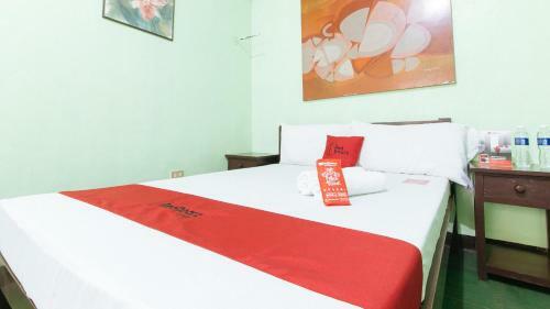 Hotel Reddoorz @ Gaea's Apartment Panglao