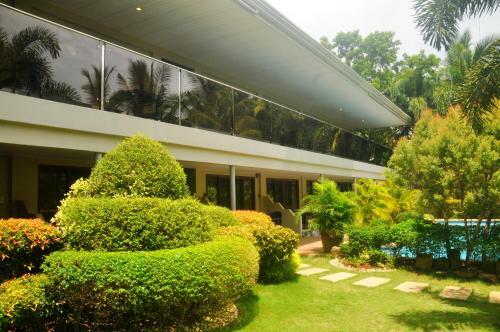 Hotel Golden Palm Resort