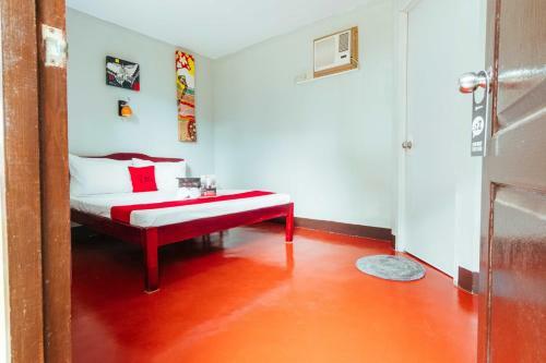 Hotel Reddoorz Plus @ Rizal Avenue Palawan