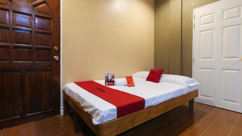Hotel Reddoorz Plus @ Malabag Silang