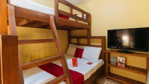 Hotel Reddoorz Plus @ Malabag Silang