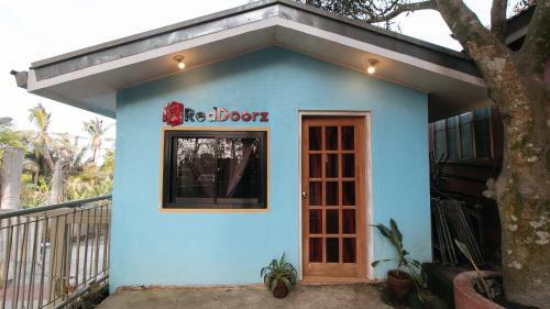 Hotel Reddoorz Plus @ Malabag Silang