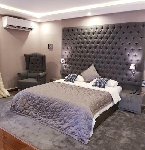 Hostal The Guest Wing