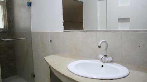 Hotel Comfort Inn (R)