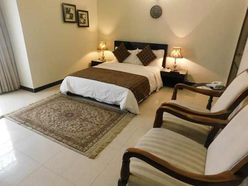 Hostal Crosswinds Guest House