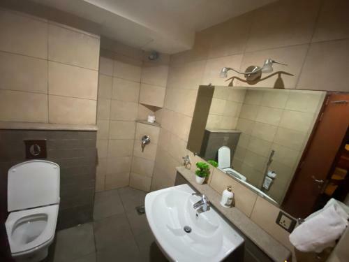 Silver Oaks Luxury Apartments