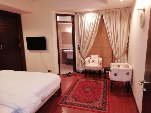 Silver Oaks Luxury Apartments