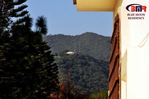 Hostal Blue Moon Residency