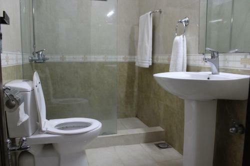Hostal Royal Luxus Guest House