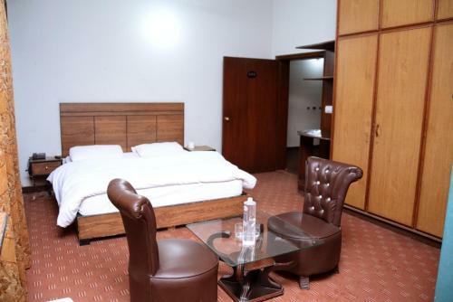 Hostal Green Land