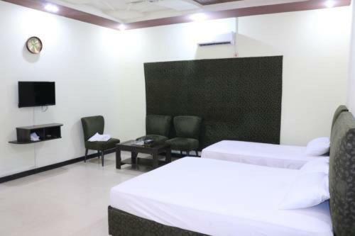 Hotel Four Season Inn