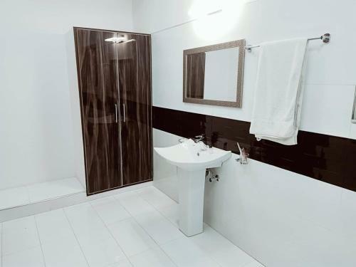 Al Burhan Express Hotel