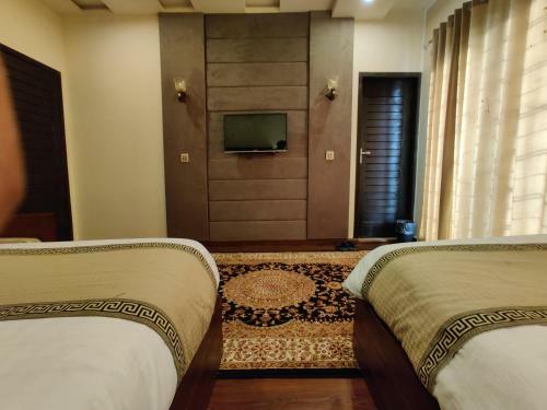 Hotel Shelton?s Rezidor Lahore