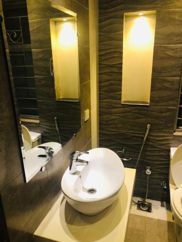Awsomeness Three Bed Villa Dha Phase 6