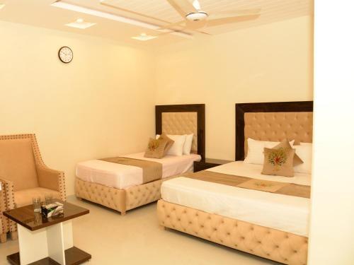 Park View Hotel Gulberg