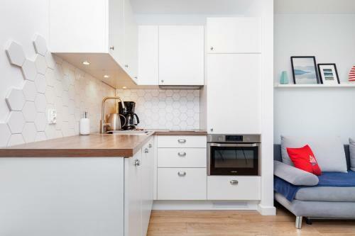 Marine Apartment 9b By Renters