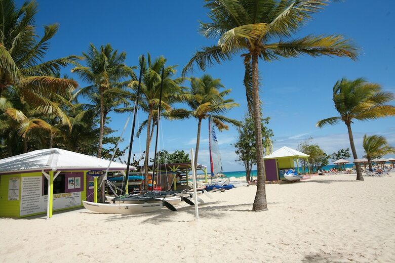 La Creole Beach Hotel & Spa