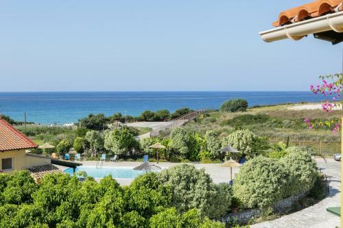 Sandy Beach Villas And Apartments