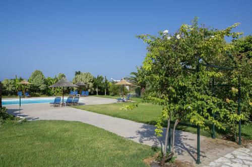 Sandy Beach Villas And Apartments