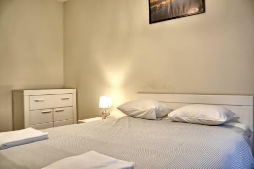 Old Town Luxury Apartment