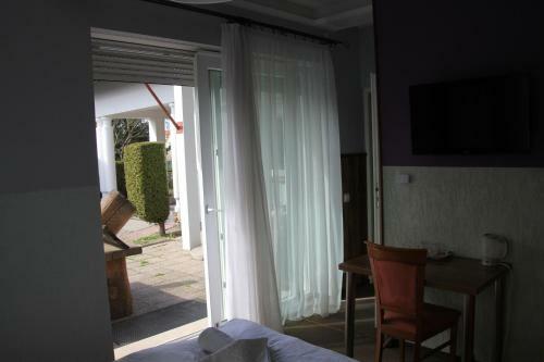 Hostal Pensjonacik Elmi