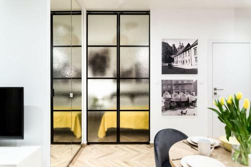 Apartamenty Stary Krak�w Go