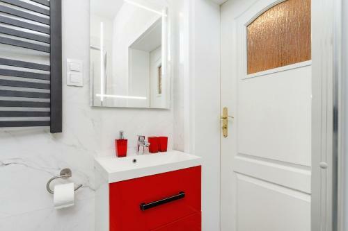 Pod Baszt? Apartments By Renters