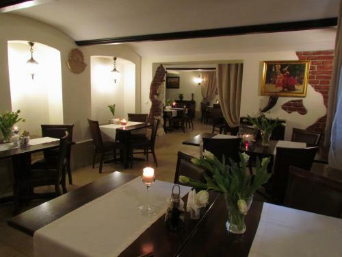 Dworek Z?oty R�g Hotel I Restauracja