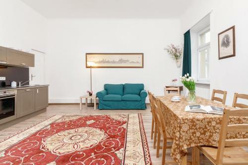 Apartment Pijarska Krak�w By Renters