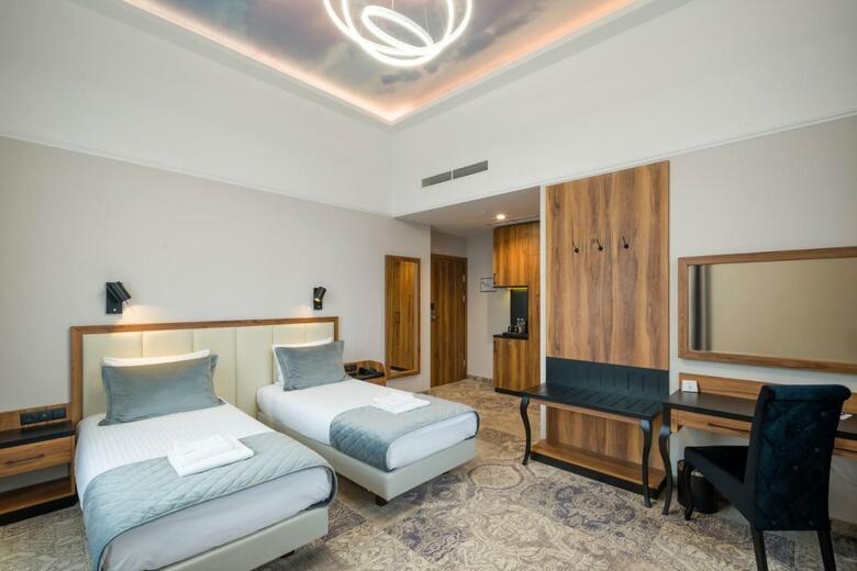 Sky Hotel Krakow