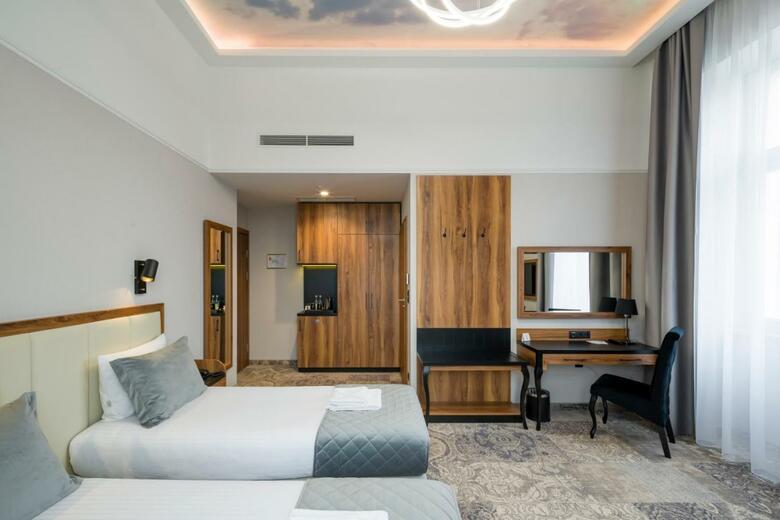 Sky Hotel Krakow