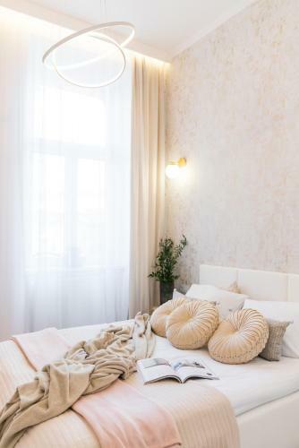 Rubinstein Apartment By Loft Affair