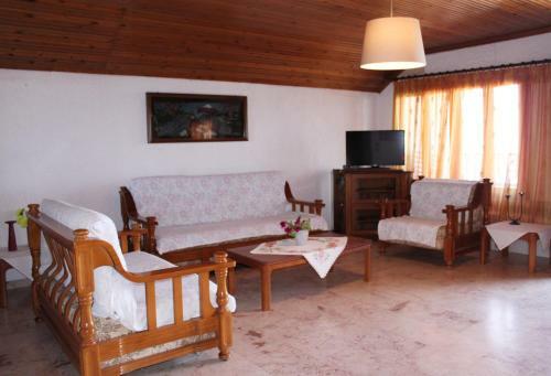 Kehagias Apartments