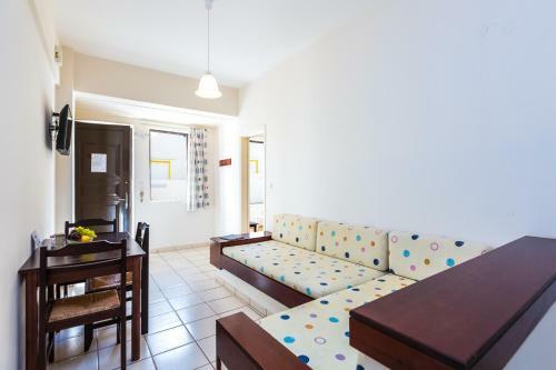Rosebay Apartments