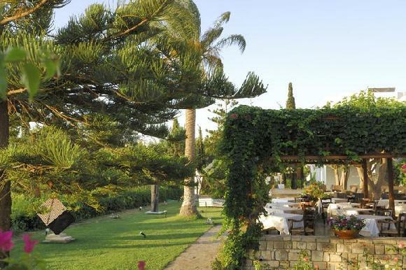 Minos Beach Art Hotel