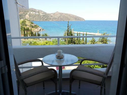 Dimitra Apartments