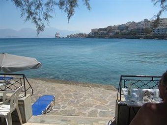 Aparthotel Polydoros