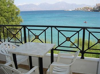 Aparthotel Polydoros